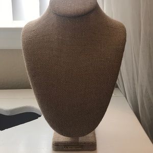 Chloe + Isabel Large Necklace Bust